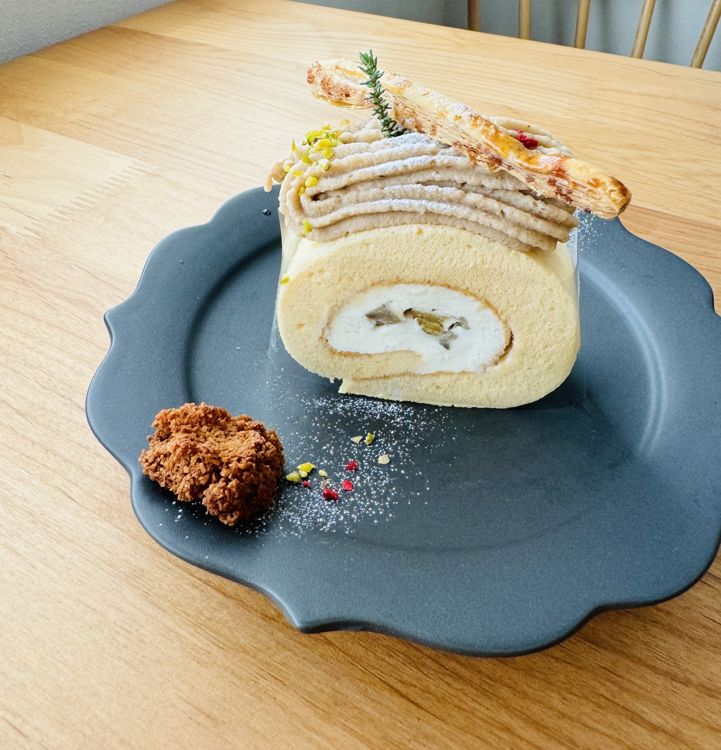 モンブランロールケーキ